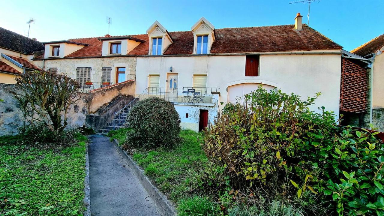 Le 3 Rue De Fontenay Marmagne  Exteriér fotografie
